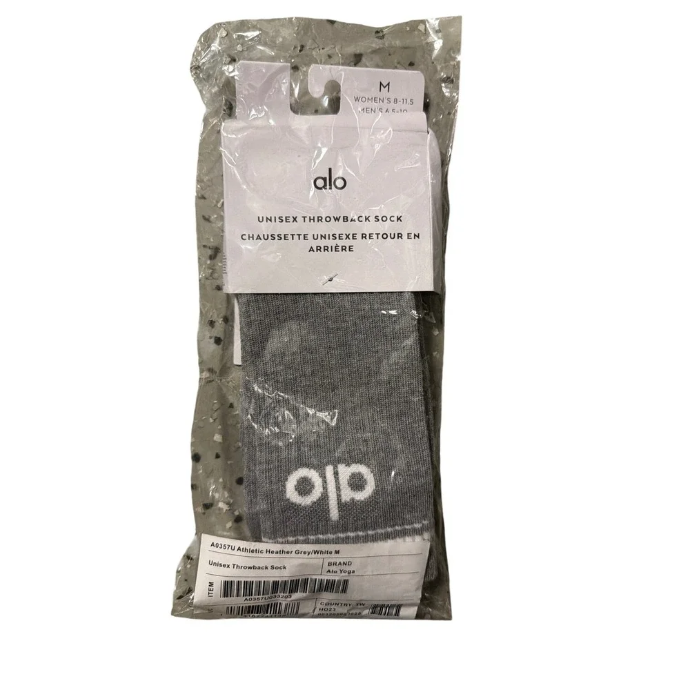 ALO Yoga Throwback Socks Gray/White NWT M Retro Soft Athleisure Yoga